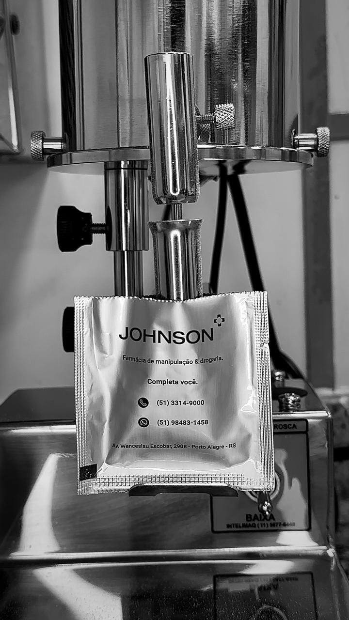 Sachê manipulado Johnson